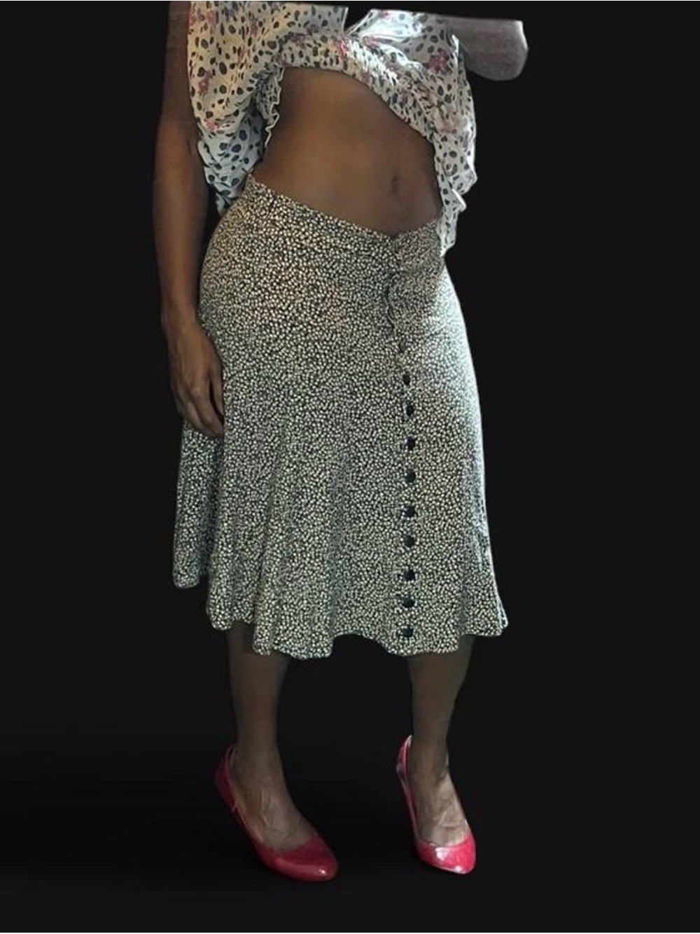 Vintage Express Black and floral Button-Front Midi Skirt